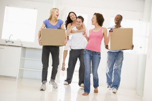 Moving truck service in Tottenham Hale for local home and business relocations
