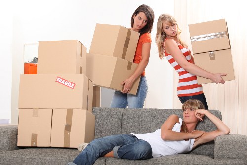 Delivery and moving service in Tottenham Hale residential area